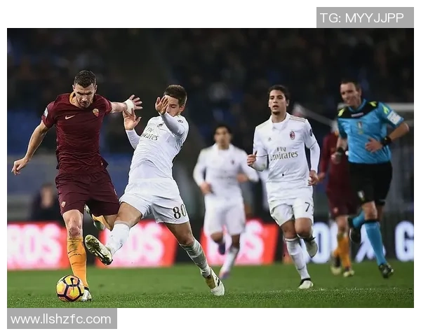 国际米兰与热那亚激战正酣谁能在意甲赛场笑到最后