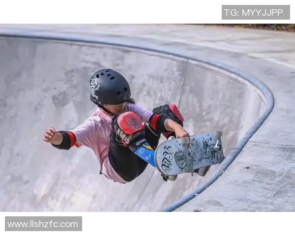 成都滑板队的意识与文化探讨：滑板运动在城市生活中的影响与意义