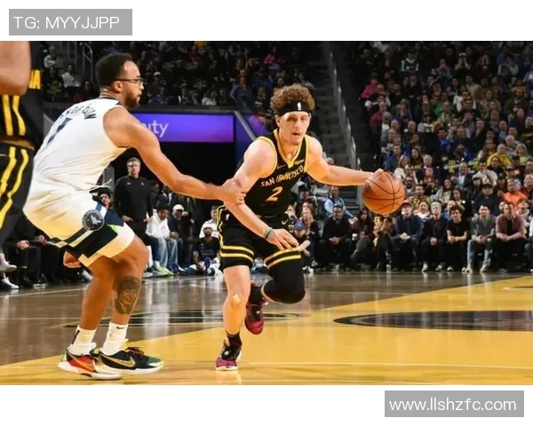 杰伦威廉姆斯的崛起之路：从新秀到NBA明星的蜕变故事