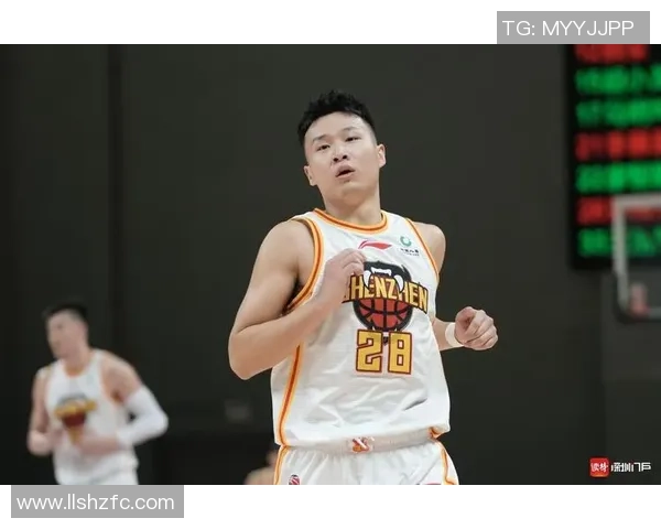 深圳篮球队的灵活战术解析与球队发展前景展望